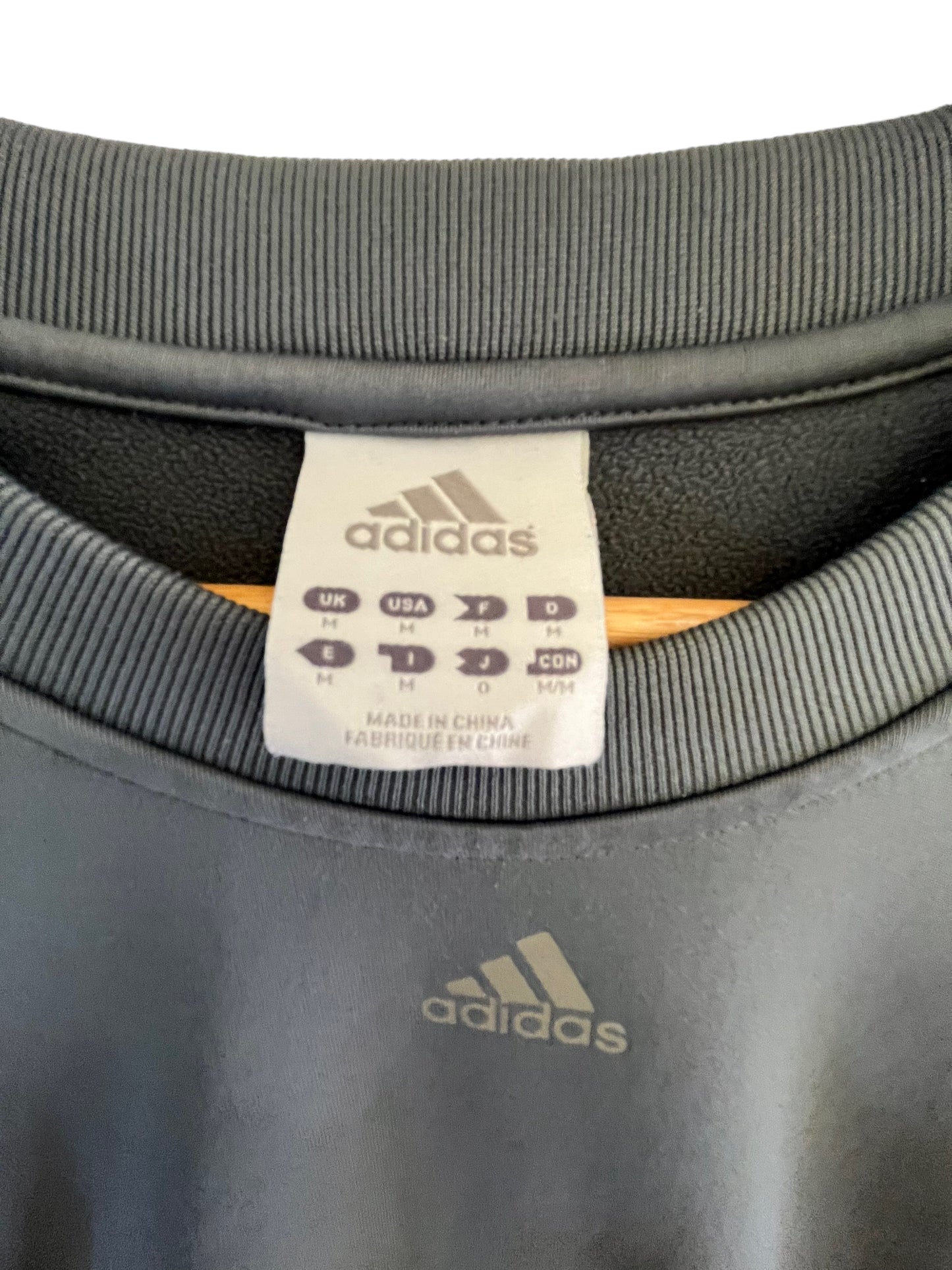 Sweat gris adidas (M)